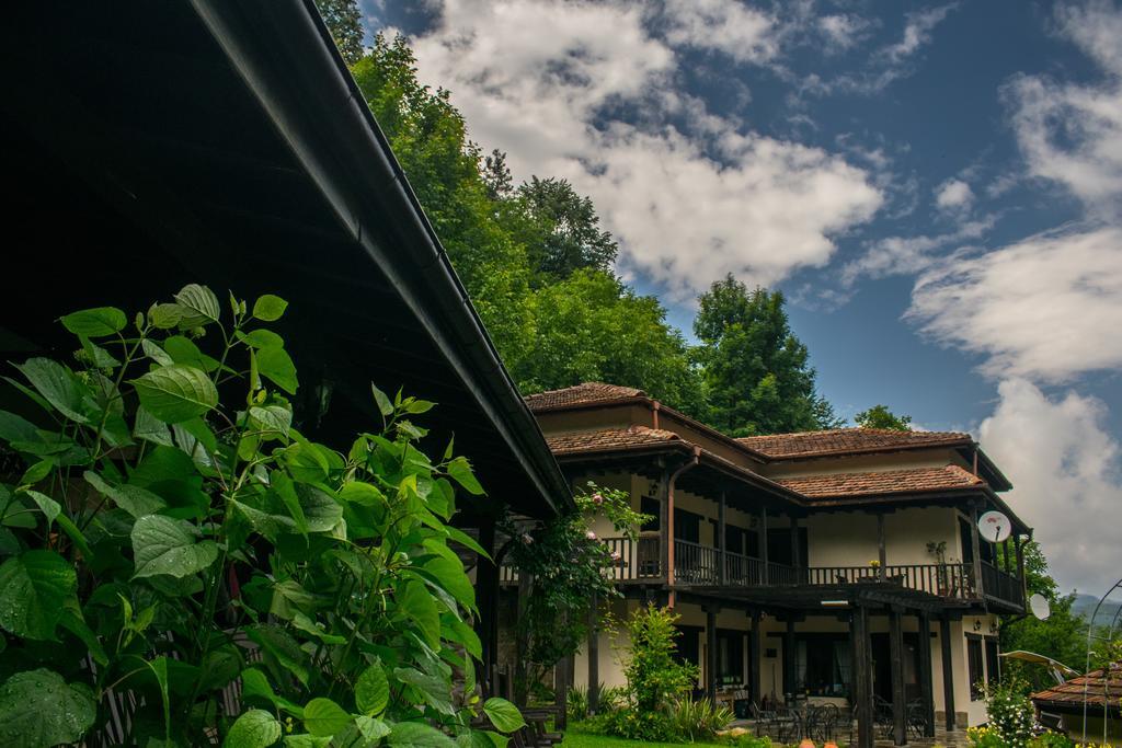 Guest House Verbena Априлці Екстер'єр фото